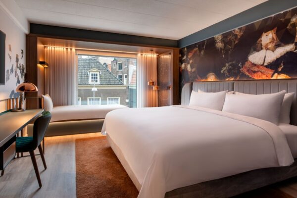 br-amsrd-amsrd-deluxe-room-09440_Classic-Hor br-amsrd-amsrd-deluxe-room-09440_Classic-Hor